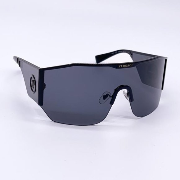🔥 NEW VESACE WOMEN'S BLACK SHIELD SUNGLASSES - Picture 7 of 9